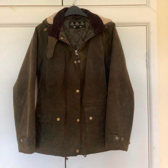 Ladies Barbour Wax Jacket hardly worn - Picture 1 of 3